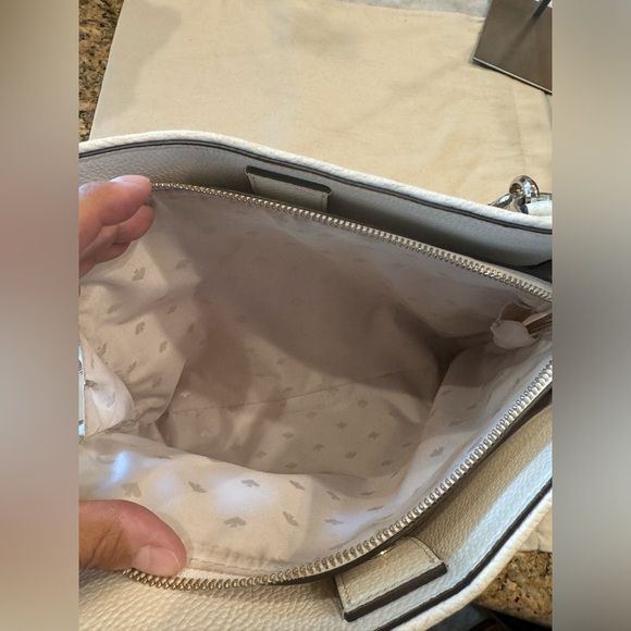 🇺🇸🇺🇸🇺🇸Kate Spade New York Jackson Straw Medium Triple Compartment  Shoulder - Picture 9 of 10